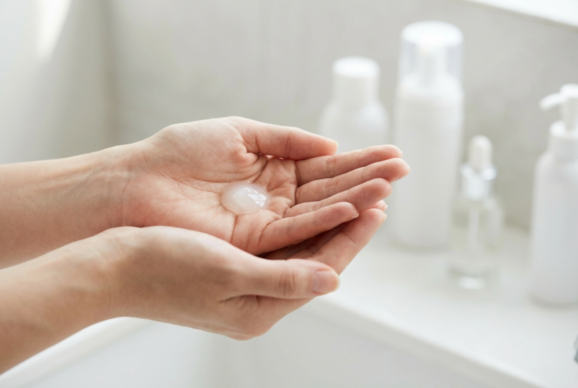 Hellävarainen puhdistusgeeli: avain herkän ihon tehokkaaseen ja lempeään puhdistukseen