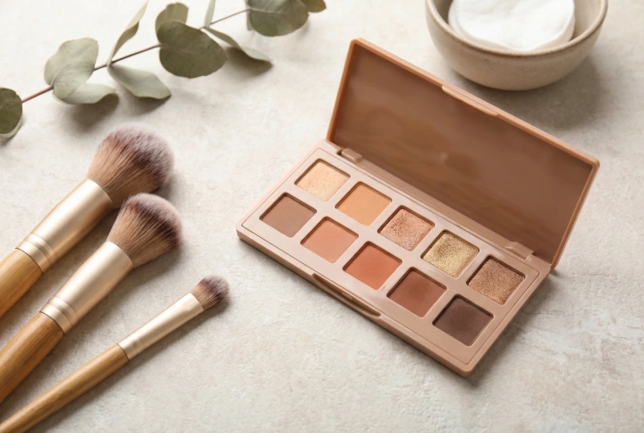 Luomiväripaletit: miten luoda settejä ja harmonisia siirtymiä